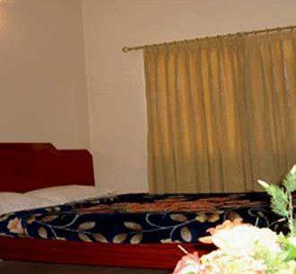 מייזור Hotel Bombay Tiffanys מראה חיצוני תמונה