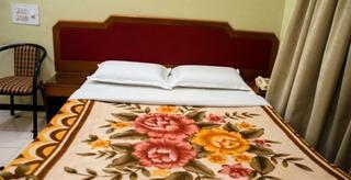 מייזור Hotel Bombay Tiffanys מראה חיצוני תמונה