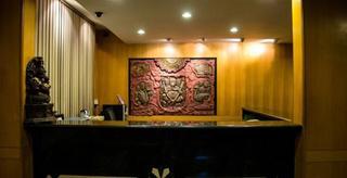 מייזור Hotel Bombay Tiffanys מראה חיצוני תמונה
